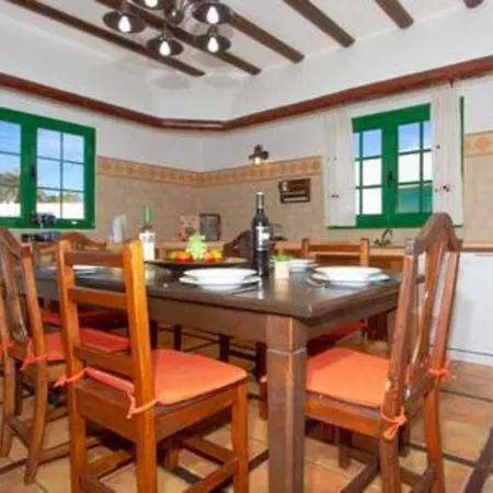 Semesterbostad Casa Crisana Haría